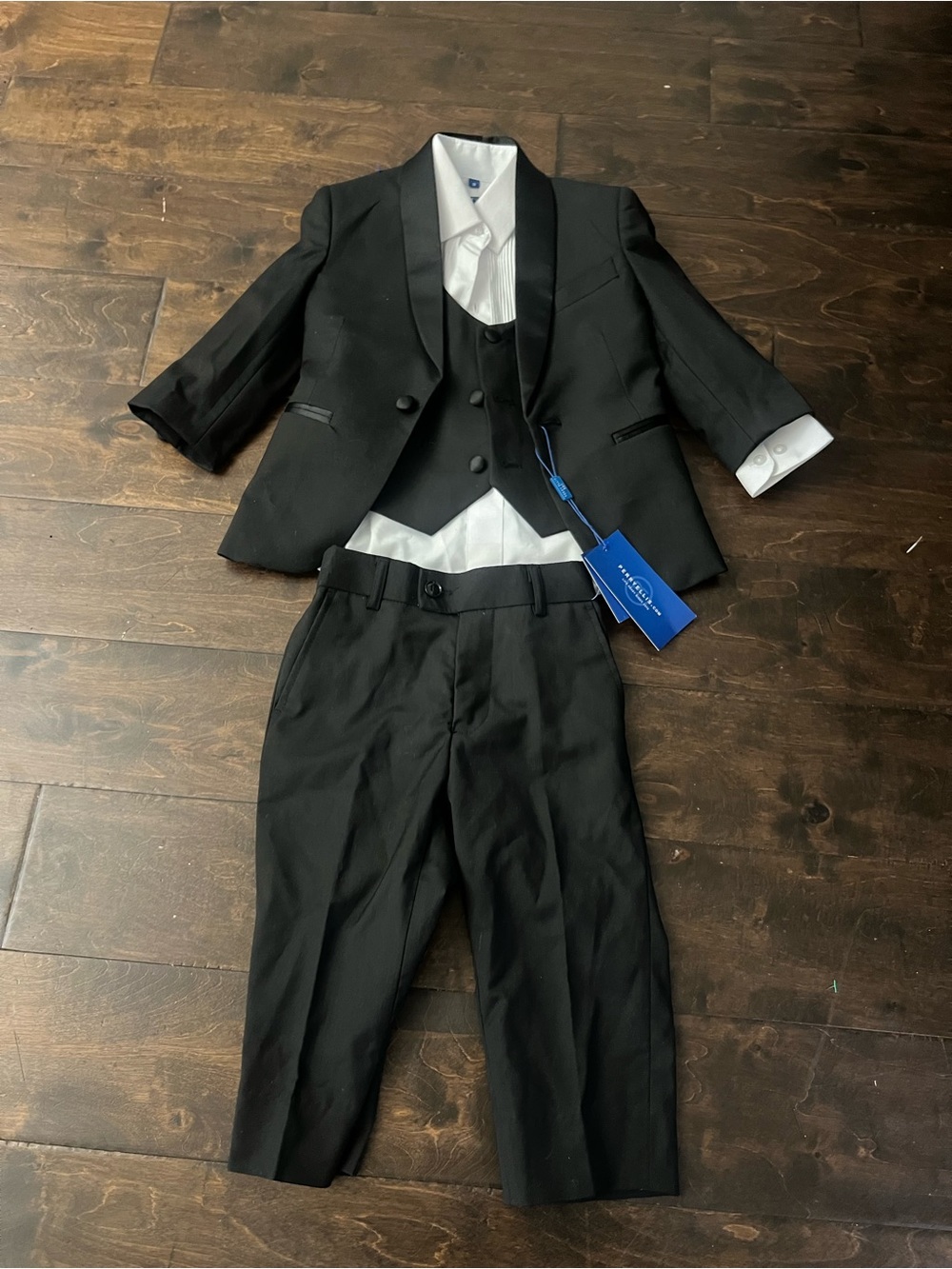 Perry Ellis Black Boys' 4-Piece Tuxedo Set with White Shirt